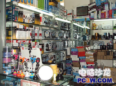 攝像頭鼠標(biāo)耳機特價 海正市場產(chǎn)品豐富